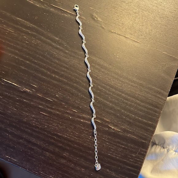 Swarovski (661066) Sparkle Bracelet - 17 CM - Picture 3 of 17